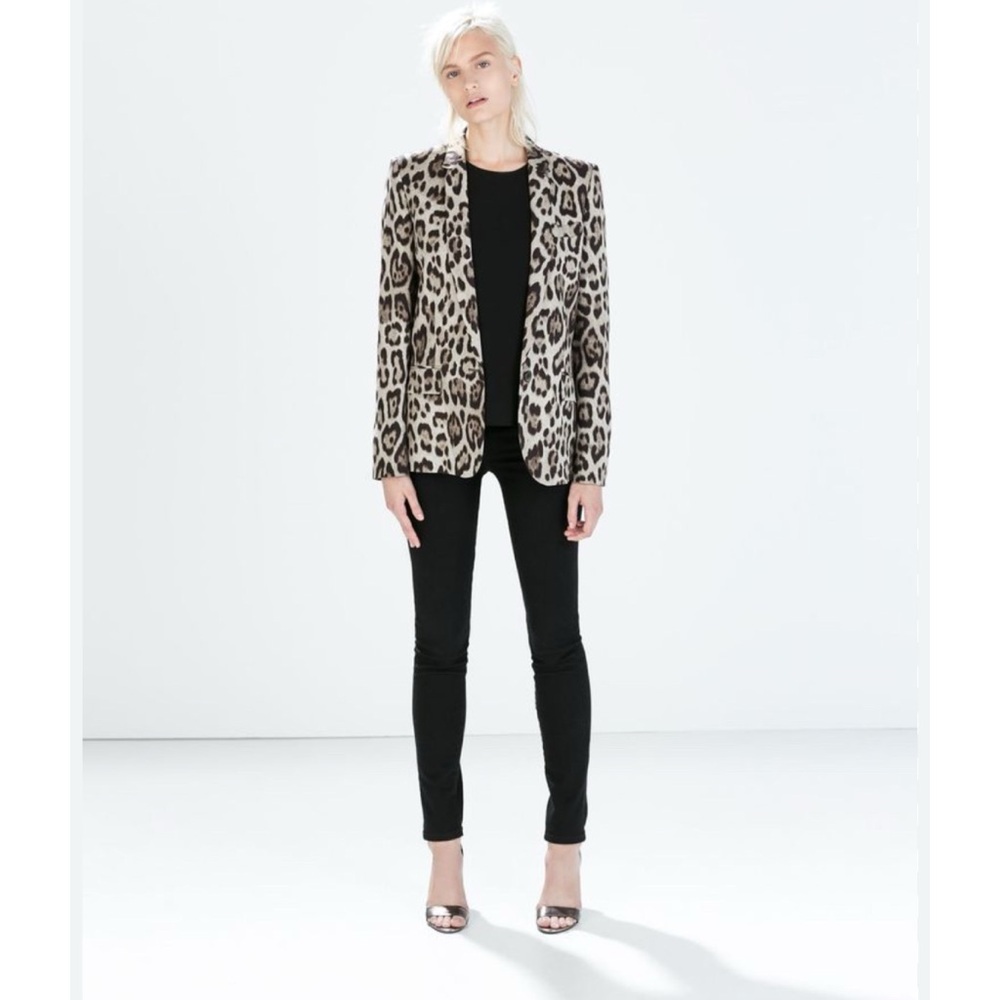 GORGEOUS Zara Leopard Print Blazer - Size Large 🖤